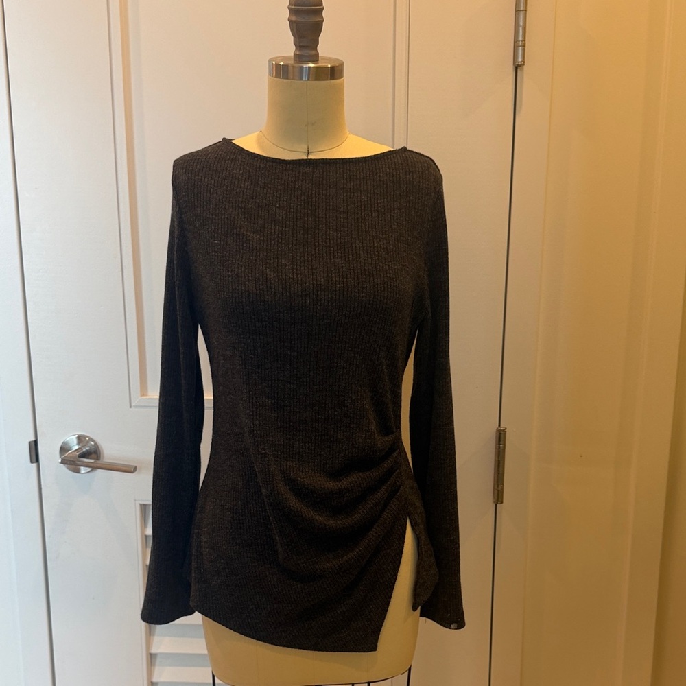 Long Sleeve Side Ruched Knit Top - Black